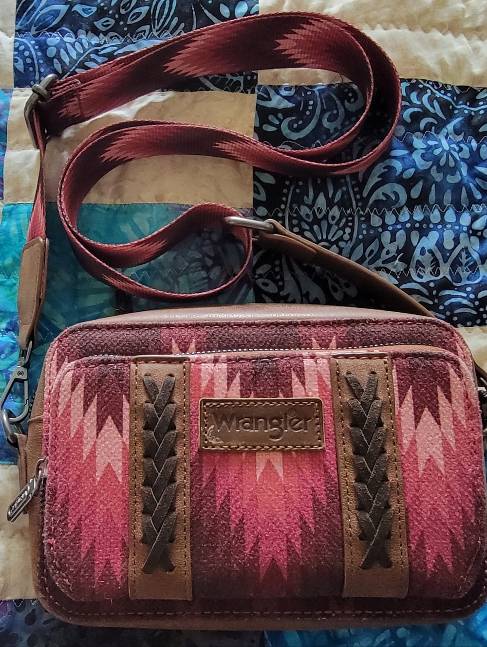 Wrangler Pink Aztec-Style Crossbody with Brown Trim-Lightly Used